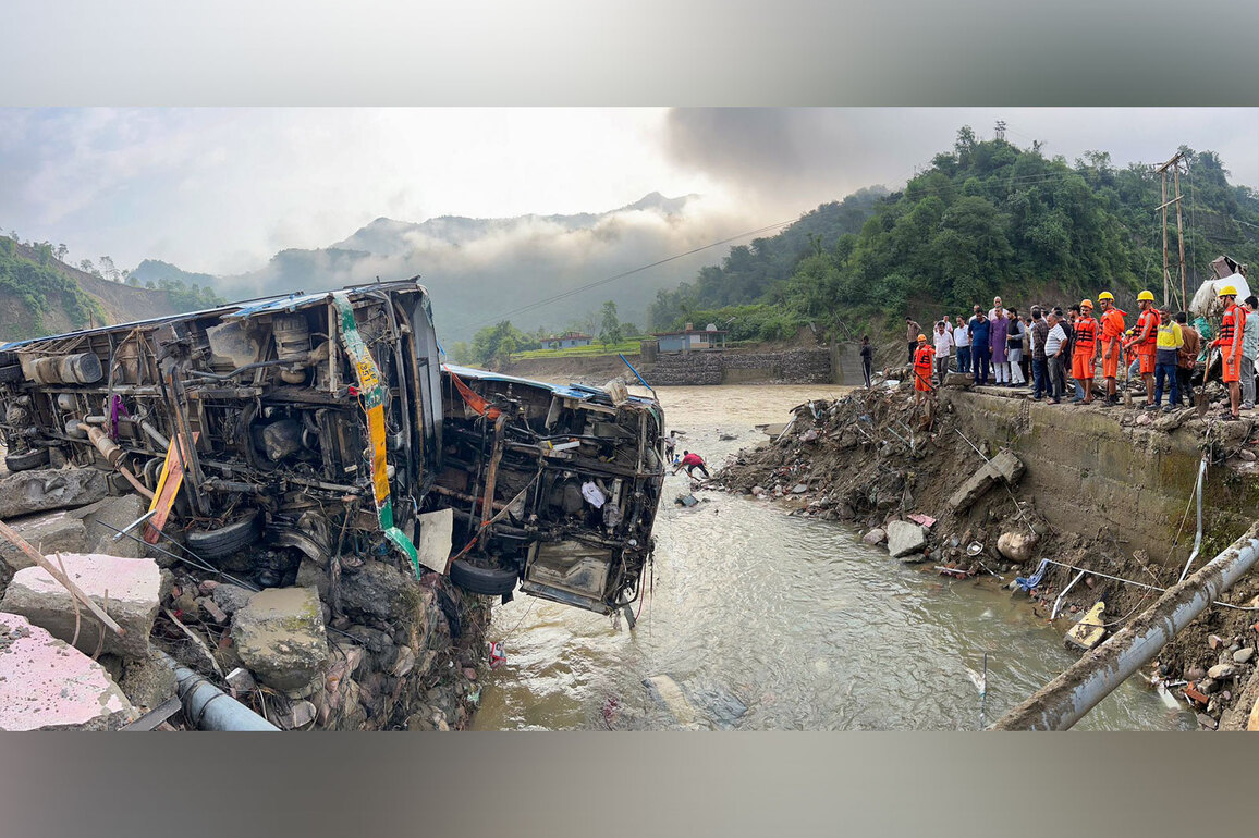 Himachal Monsoon death toll rises to 419, with 237 rain-related, 182 road accident fatalities recorded