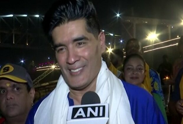 Manish Malhotra joins foreign diplomats for Ganga Aarti at Varanasi