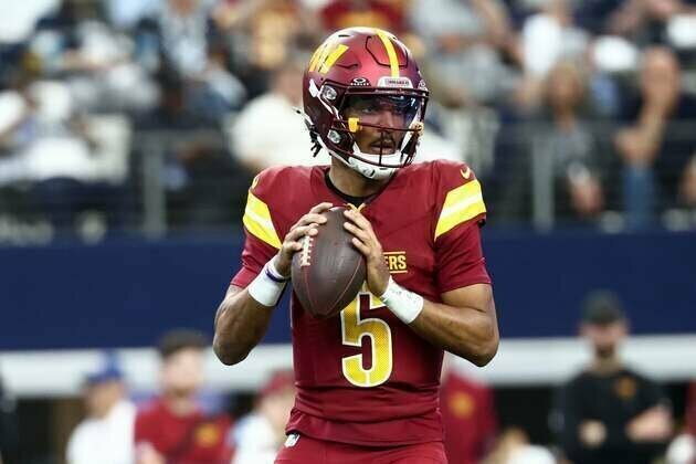 Commanders QB Jayden Daniels set for MRI exam after injuring hamstring