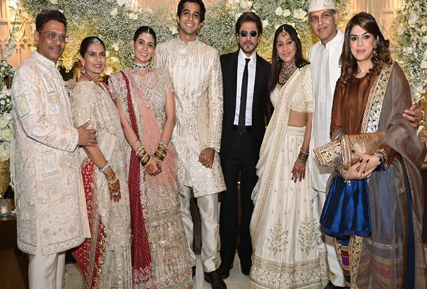 Shah Rukh Khan turns heads with his stylish look at Ashutosh Gowariker's son Konark Gowariker, Niyati Kanakia wedding