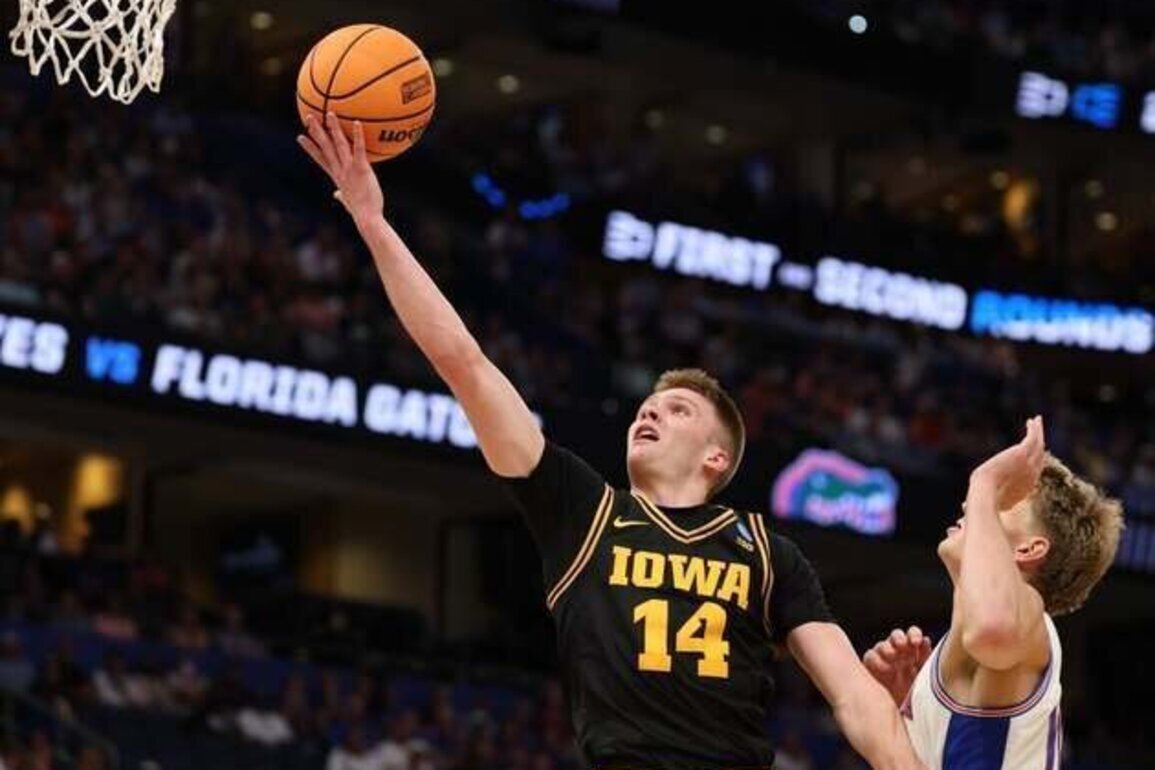Big Ten's Nebraska, Iowa play again, with South Region final on line
