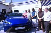 Union Minister Nitin Gadkari launches Green Hydrogen FCEV, Toyota Mirai