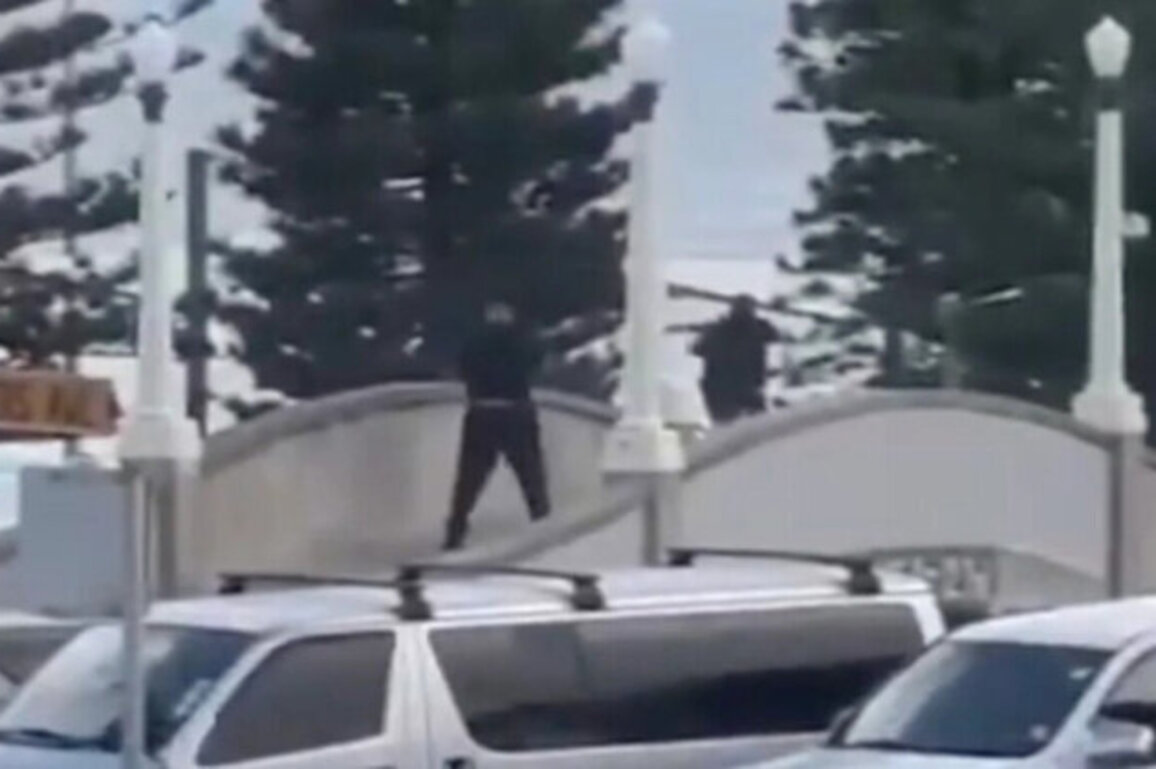 Shooting at Sydney Hanukkah Event Leaves at Least 10 Dead
