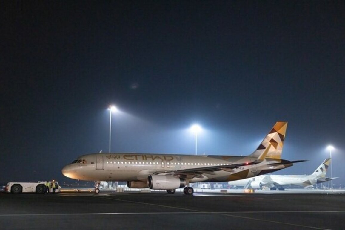 Etihad Airways inaugurates first flight to Peshawar