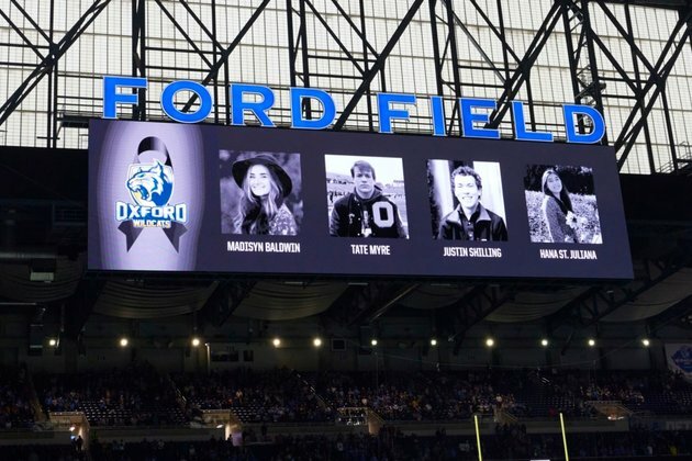 NFL&#039;s Detroit Lions Dedicate Win to Victims of School Shooting