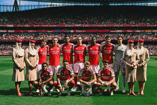 Arsenal chief executive Garlick wants to bring new signings that "change the dial"