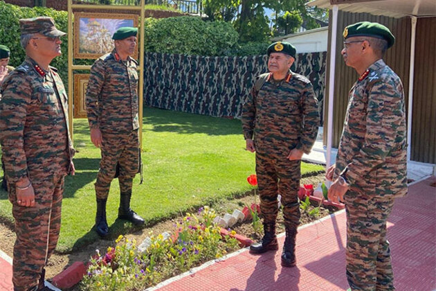 Udhampur: Army Chief Gen Dwivedi reviews LoC security at Northern Command