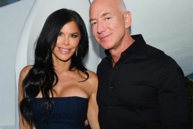 Jeff Bezos, Lauren Sanchez sent out their wedding invites: Reports