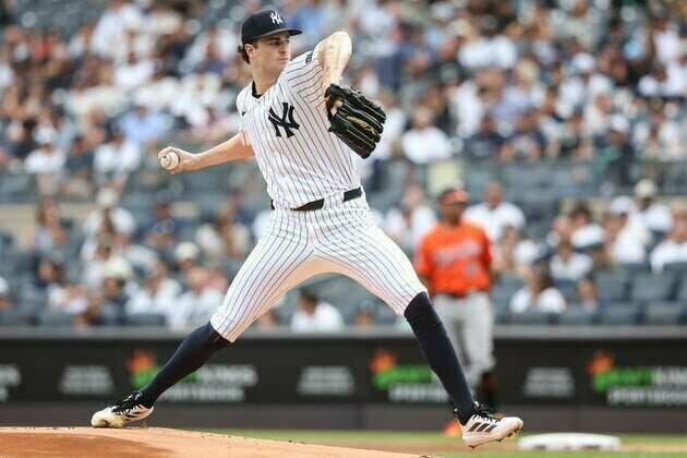Red Sox, Yankees turn to rookie starters for decisive Game 3