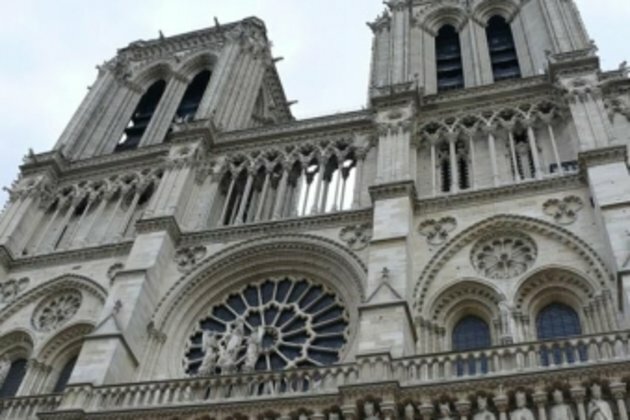 Paris reopens square at Notre-Dame cathedral