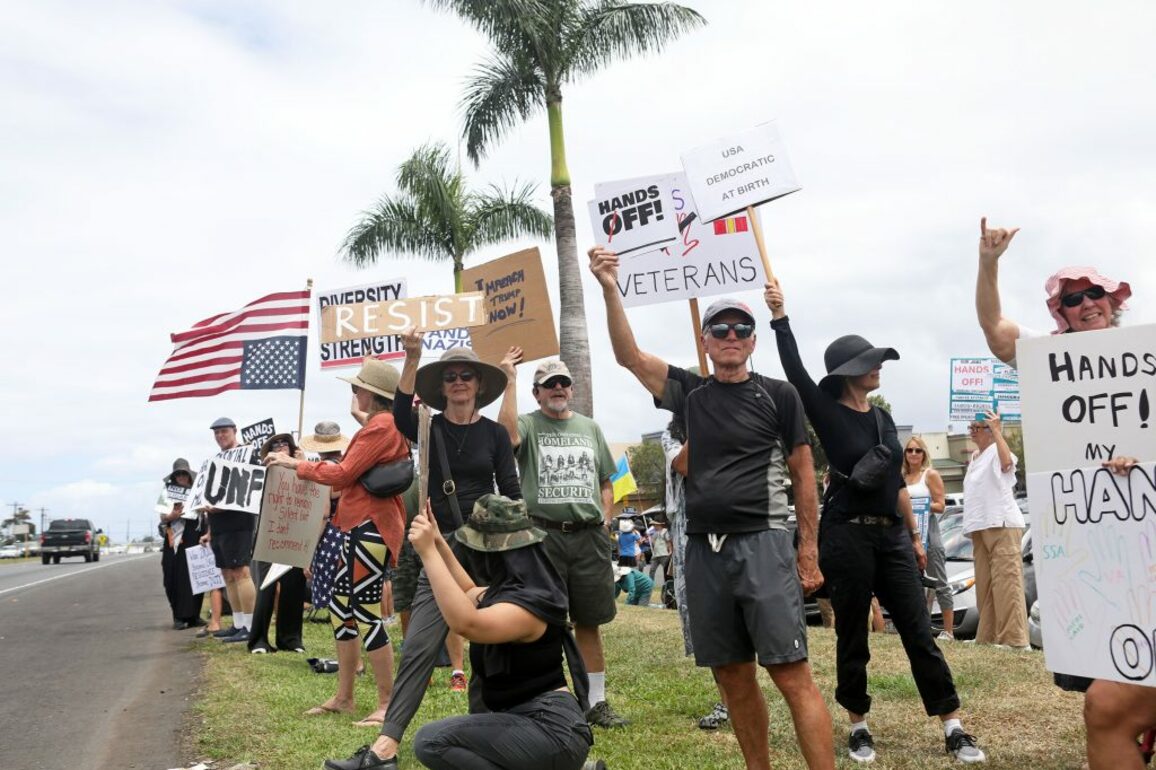 About 1,000 people in Hilo participate in nationwide Hands Off protest of Trump, Musk