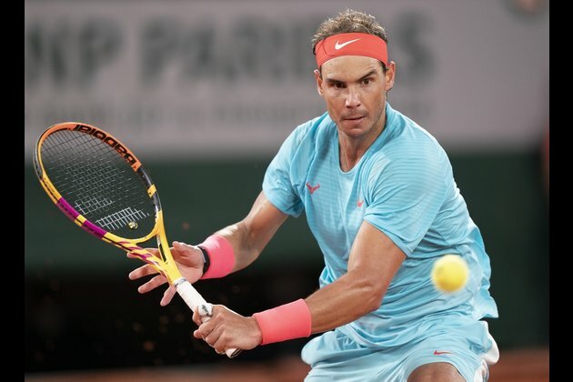 Rafael Nadal (back) withdraws from Rotterdam event