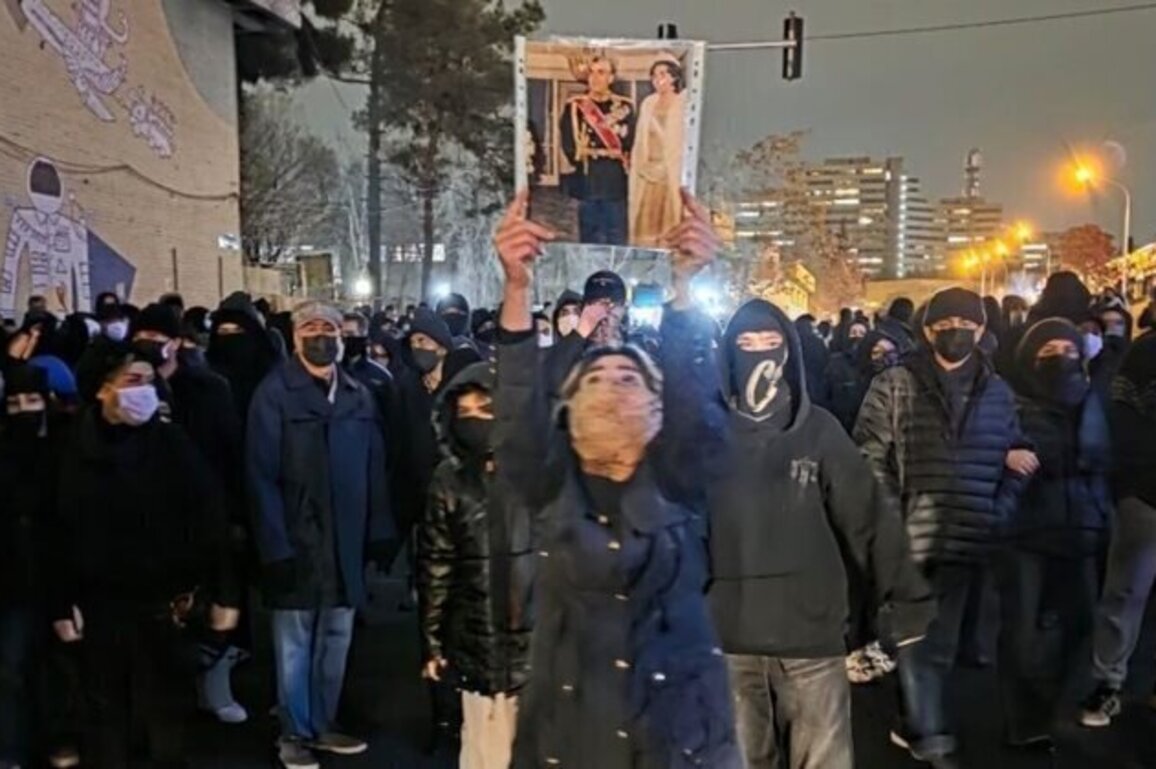 Live Blog: Iran Protests Show No Letup As Crackdown Deepens