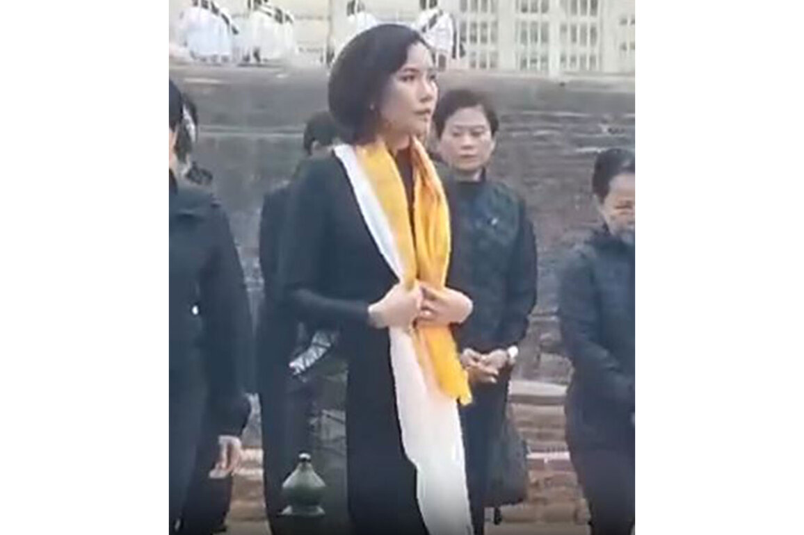 Royal Noble Consort Thailand offers prayers at Buddhist sites in Kushinagar