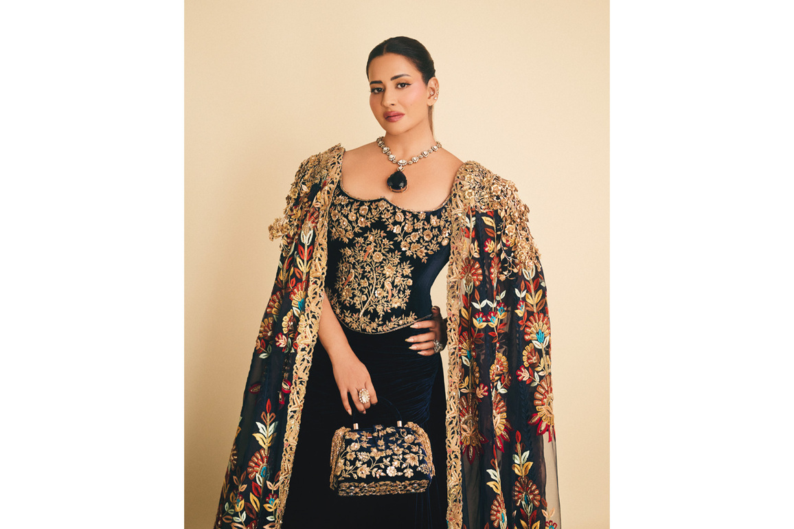 90 Artisans, 3459 Hours, One Icon, Sudha Reddy's 'Tree of Life' Stuns New York