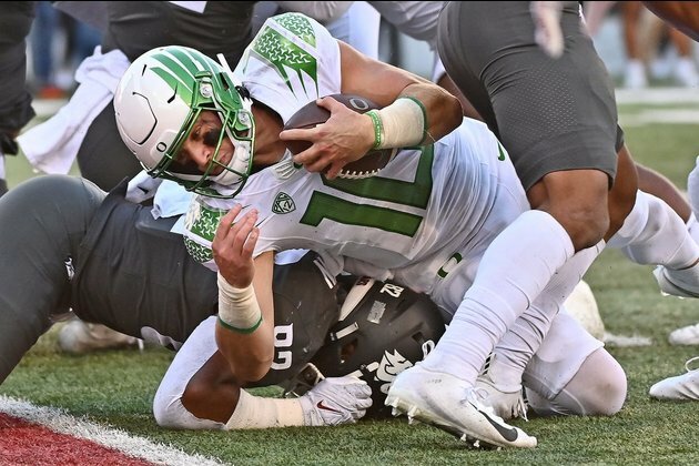 No. 13 Oregon carries winning streak into hosting Stanford