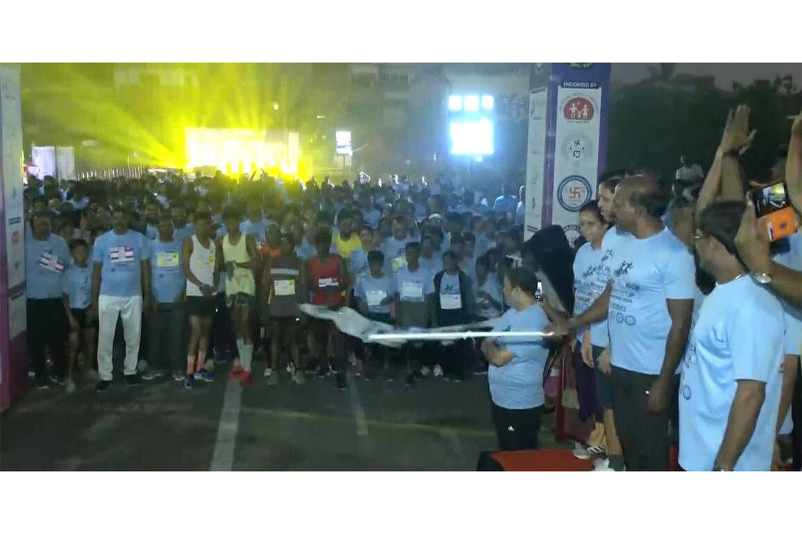 Tamil Nadu Health Minister Flags Off 'Run for Rice Pazhaya Soru Marathon 2026' in Chennai