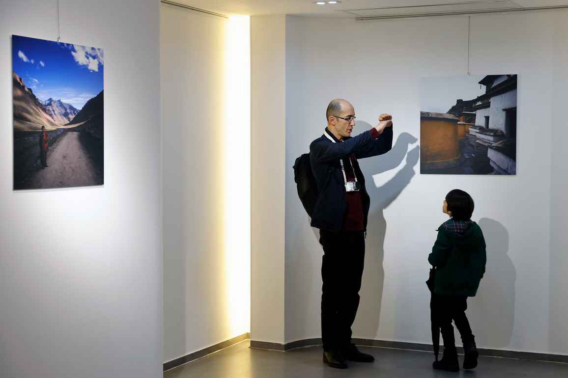 ROMANIA-BUCHAREST-CHINA-XIZANG PHOTO EXHIBITION