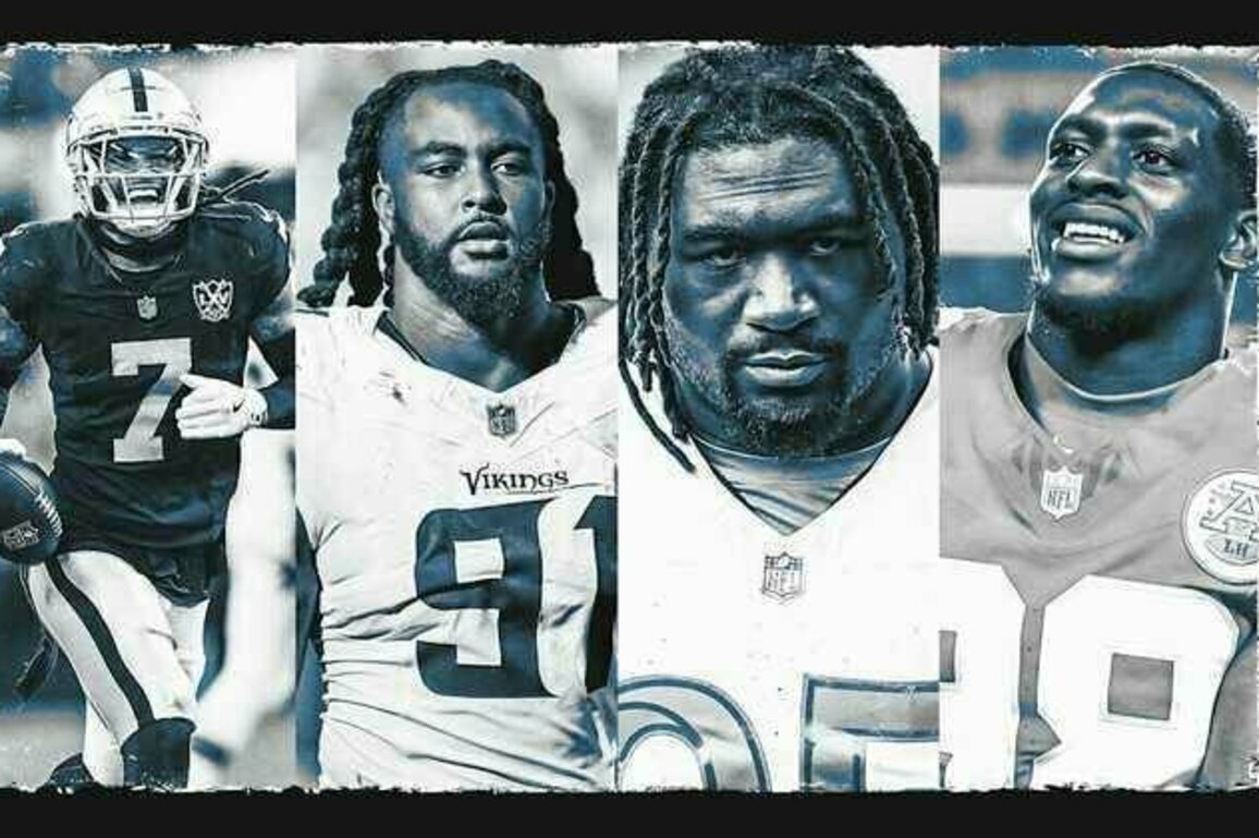 League year opens: Panthers agree to terms with four