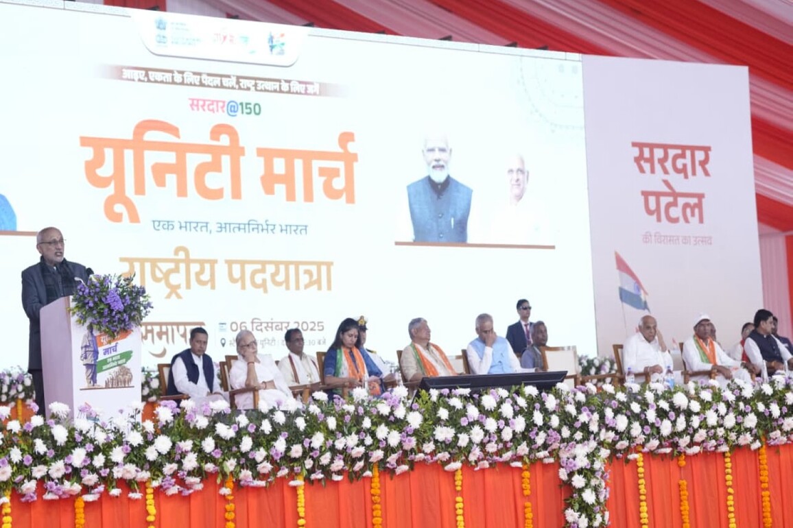 Vice President CP Radhakrishnan chairs closing ceremony of Unity March from Karamsad to Ekta Nagar