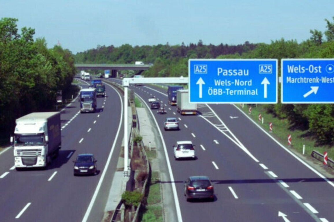 One Bulgarian Dead, Seven Injured in Austrian Highway Crash