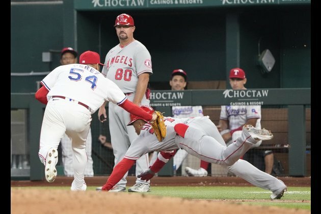 Corey Seager's tiebreaking blast lifts Rangers over Angels
