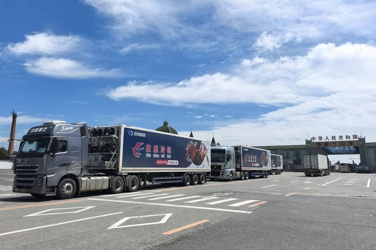 Landlocked small city dominates China's king crab market