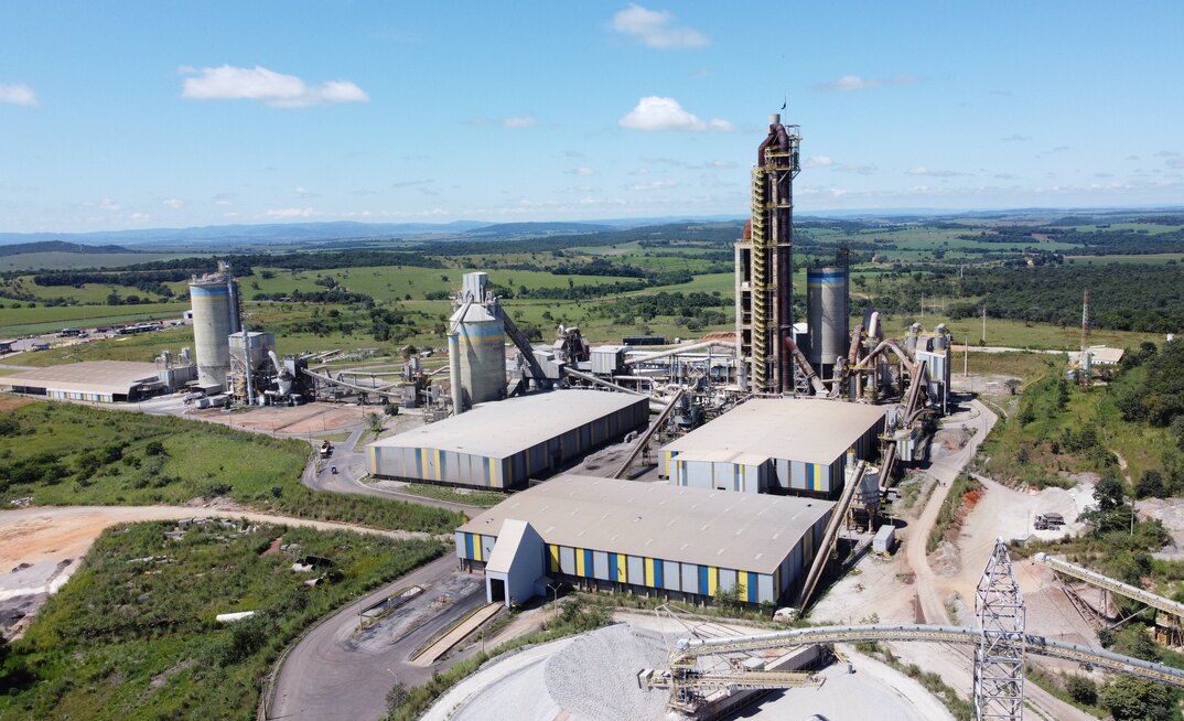 Fábrica da Votorantim Cimentos em Edealina (GO)