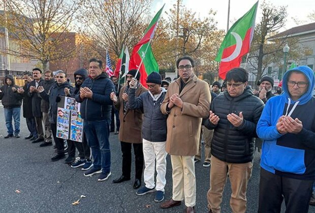 PTI supporters in Washington hold funeral prayers for Islamabad victims