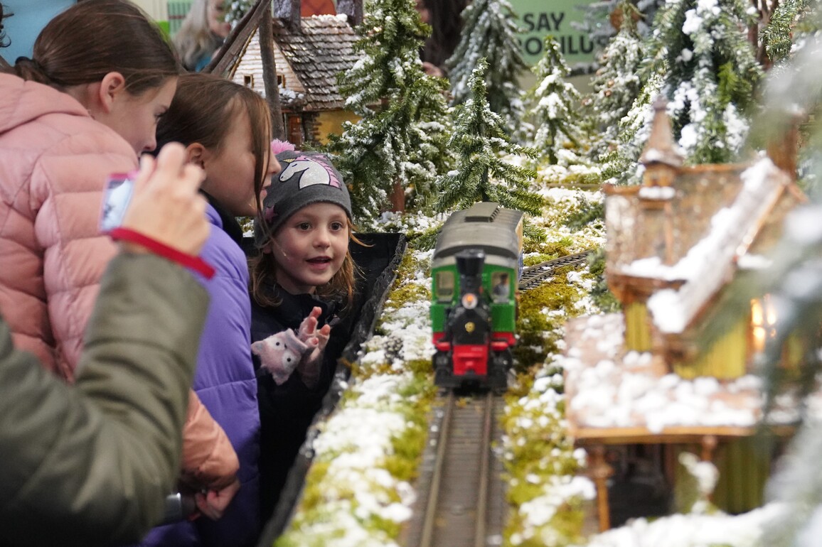U.S.-NEW YORK-HOLIDAY TRAIN SHOW