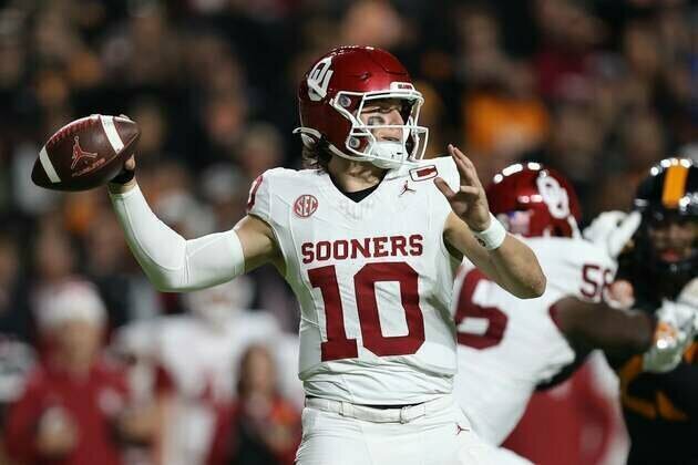 John Mateer, No. 18 Oklahoma hold off No. 14 Tennessee