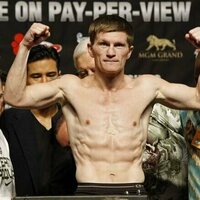 Former boxing champ Ricky Hatton dies at 46