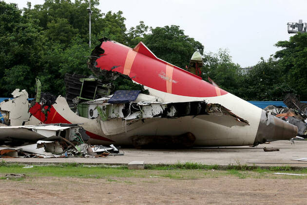 Amid Air India probe, FAA, Boeing say fuel switch locks are safe