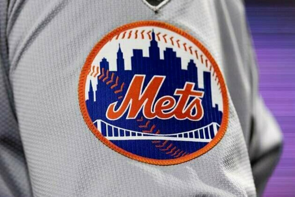 Mets to promote sidearming flamethrower untouched in Triple-A