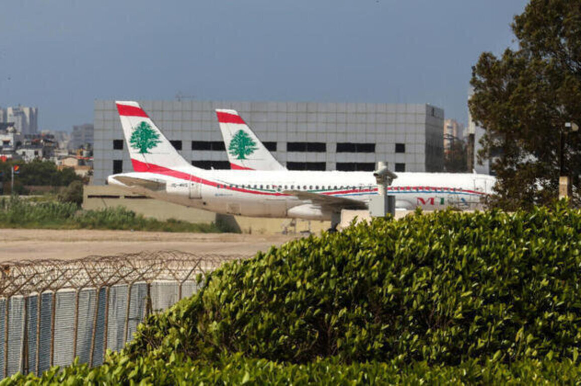 Planes fly from Beirut airport despite Israeli bombing