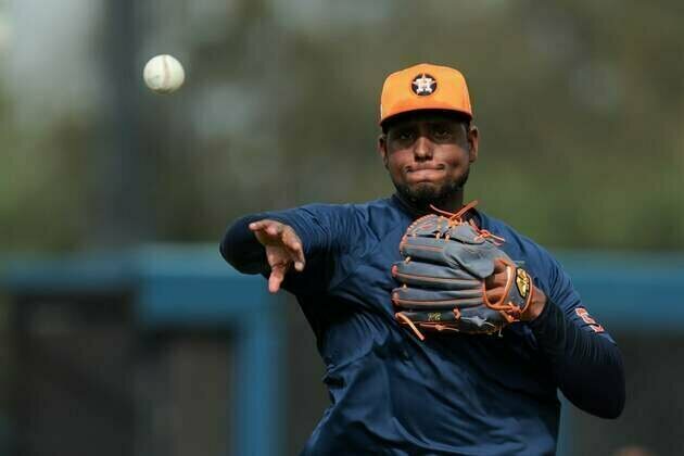 Astros ride stellarm pitching into series opener vs. Giants
