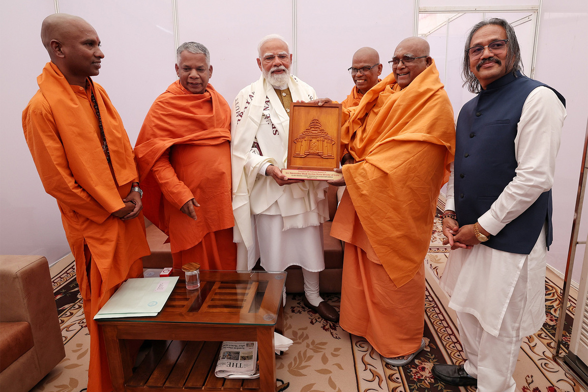 PM Modi meets seers from Kerala's Sivagiri Mutt, praises Sree Narayana Dharma Sanghom's role in promoting social harmony