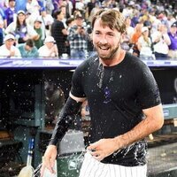 Sterlin Thompson's walk-off hit caps Rockies' rally past Cubs