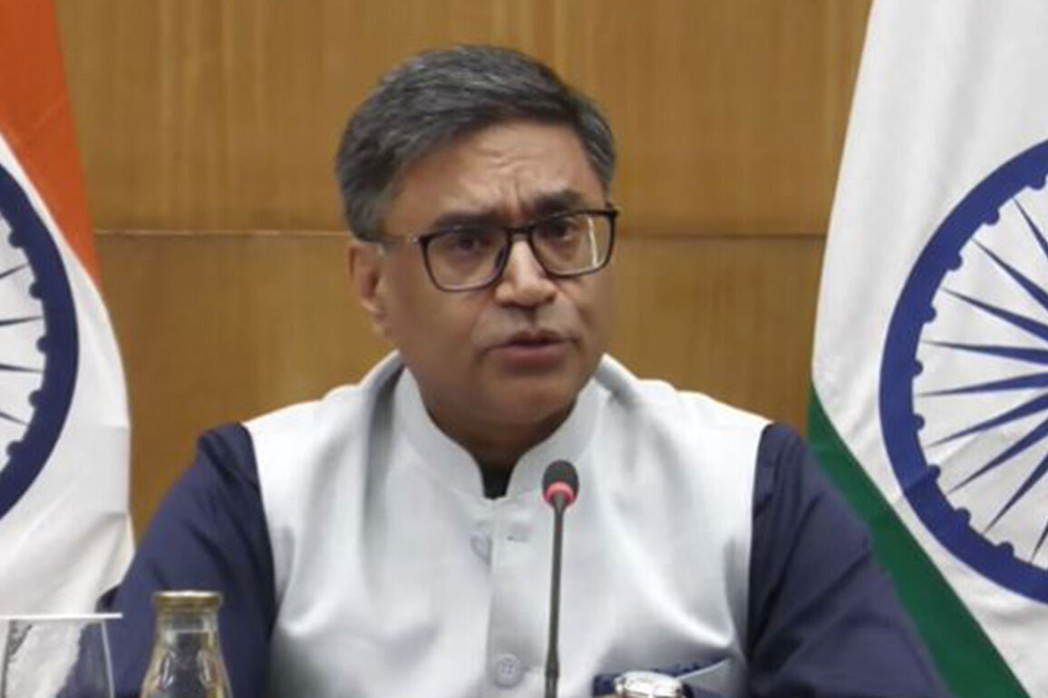 PM Modi urged Myanmar's President to democratic transition; stressed inclusion of all stakeholders: MEA
