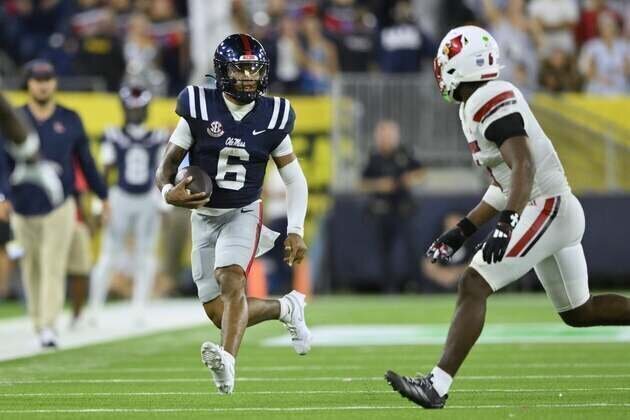 Top 25 roundup: No. 9 Ole Miss scores on final play to edge No. 24 Louisville