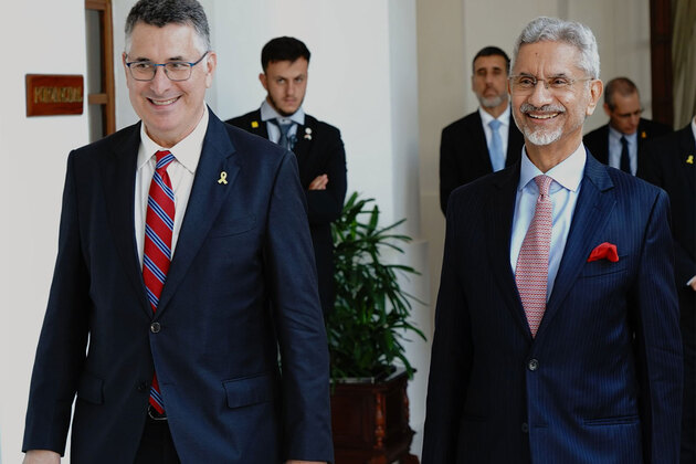 EAM Jaishankar discusses strategic partnership, zero tolerance towards terrorism with Israeli counterpart