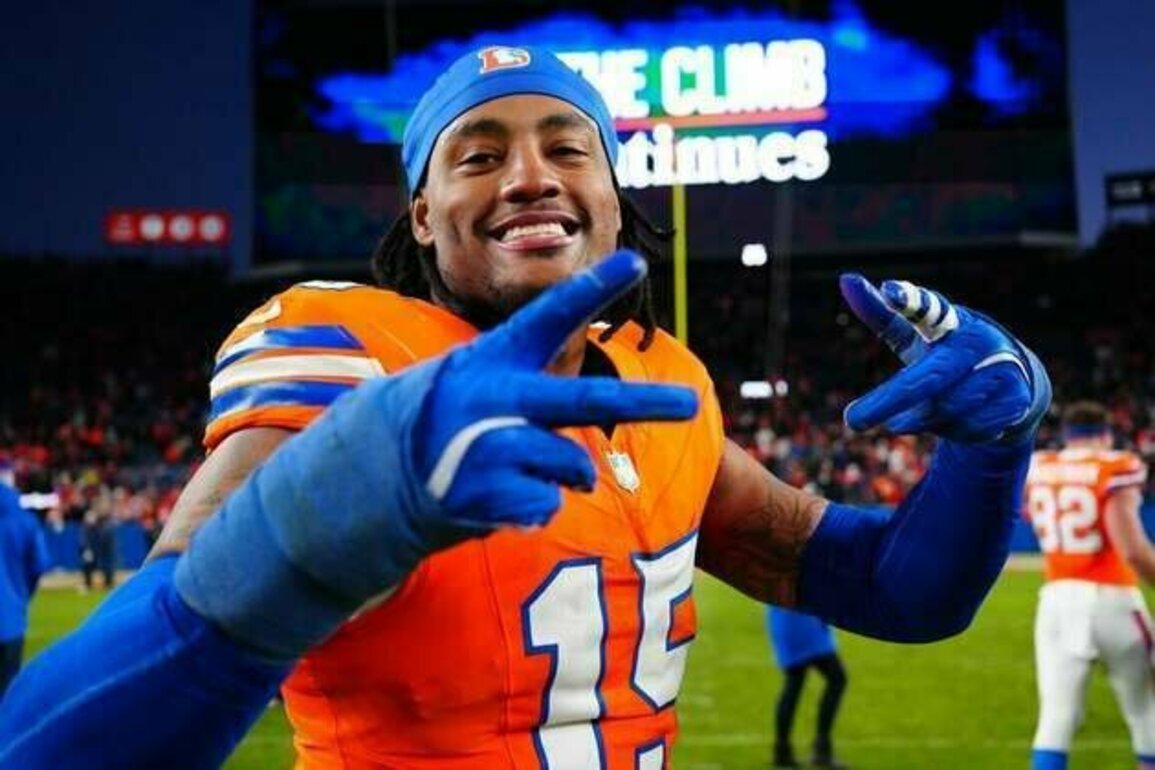 Broncos OLB Nik Bonitto signs 4-year extension for reported $120M