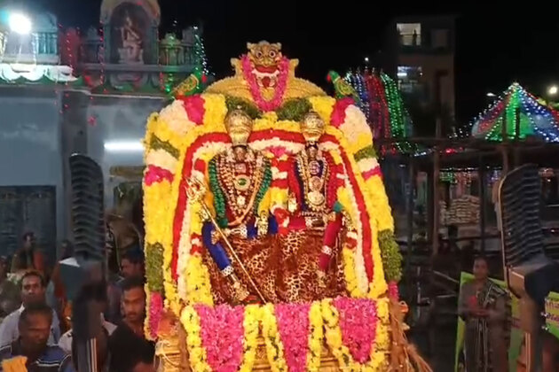 AP: Karthika Masam festivities begin at Moolapeta Moolasthaneswara Swamy Temple in Nellore