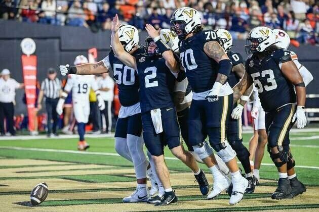 Diego Pavia's magic propels No. 16 Vanderbilt to OT win over Auburn