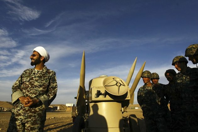 US Poised to Sanction Iran After UN Arms Embargo Expires