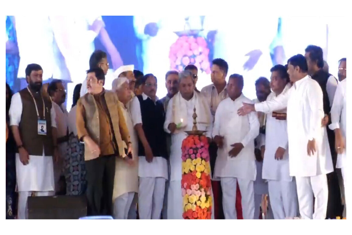 "Over 290 of 580 manifesto promises fulfilled; remaining will be met in 2 years": Karnataka CM Siddaramaiah