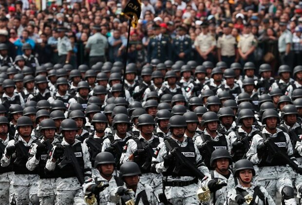 Mexico President to Bypass Congress to Keep Army in Streets