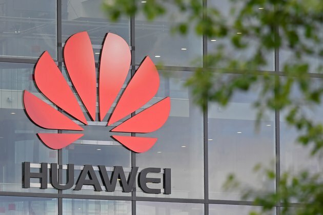 Britain&#039;s Johnson Poised to Give Huawei Role in 5G Development