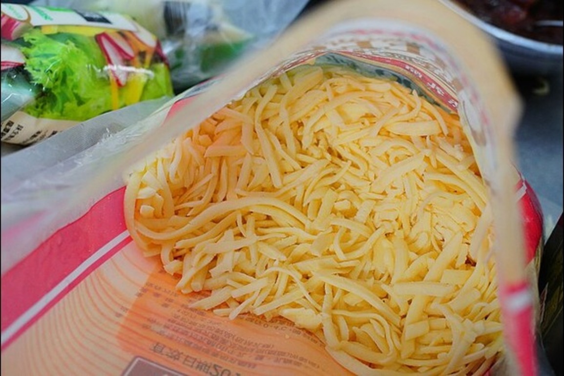 FDA warns of metal risk as shredded cheese pulled nationwide