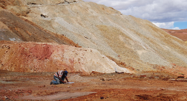 Bolivian worker sampling tailings at Silver Elephant's Pulacayo mine